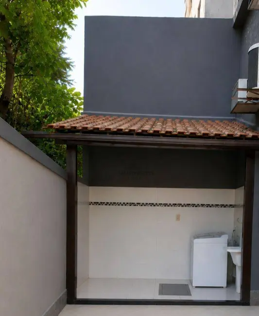 Casa com 4 quartos à venda, 395m2 em São Francisco, Niteroi - RJ - imagem 5 Foto 5 de Casa com 4 quartos à venda, 395m2 em São Francisco, Niteroi - RJ
