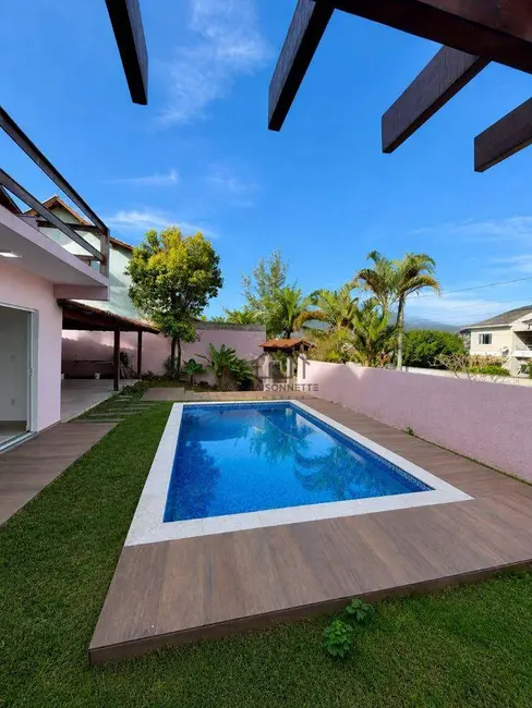 Casa com 4 quartos à venda, 400m2 em Maravista, Niteroi - RJ - imagem 4 Foto 4 de Casa com 4 quartos à venda, 400m2 em Maravista, Niteroi - RJ