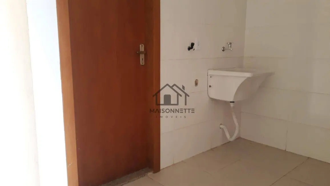 Casa com 3 quartos à venda, 240m2 em Serra Grande, Niteroi - RJ - imagem 6 Foto 6 de Casa com 3 quartos à venda, 240m2 em Serra Grande, Niteroi - RJ