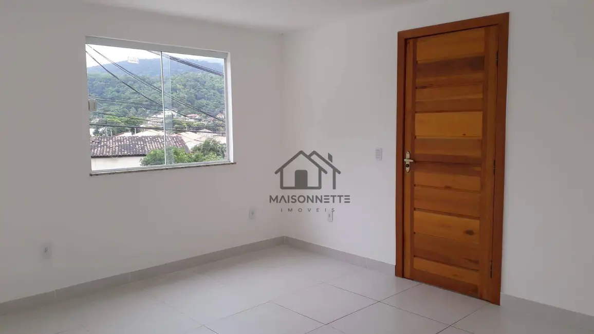 Casa com 3 quartos à venda, 240m2 em Serra Grande, Niteroi - RJ - imagem 3 Foto 3 de Casa com 3 quartos à venda, 240m2 em Serra Grande, Niteroi - RJ