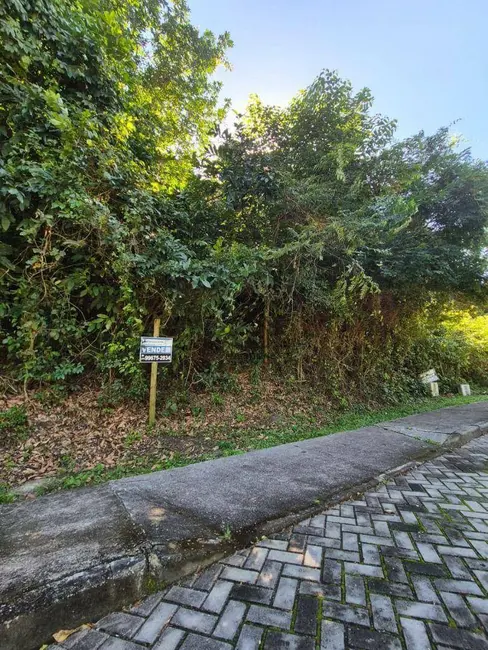 Foto 3 de Terreno / Lote à venda, 360m2 em Piratininga, Niteroi - RJ
