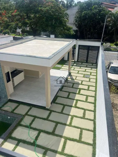 Casa com 3 quartos à venda, 230m2 em Camboinhas, Niteroi - RJ - imagem 4 Foto 4 de Casa com 3 quartos à venda, 230m2 em Camboinhas, Niteroi - RJ