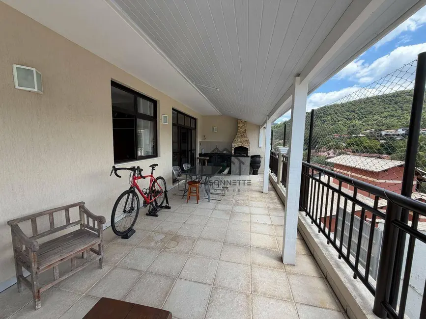 Apartamento com 4 quartos à venda, 222m2 em Piratininga, Niteroi - RJ - imagem 6 Foto 6 de Apartamento com 4 quartos à venda, 222m2 em Piratininga, Niteroi - RJ