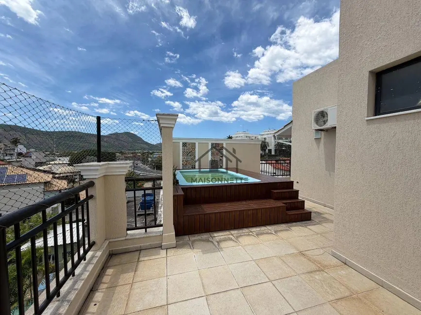Apartamento com 4 quartos à venda, 222m2 em Piratininga, Niteroi - RJ - imagem 2 Foto 2 de Apartamento com 4 quartos à venda, 222m2 em Piratininga, Niteroi - RJ