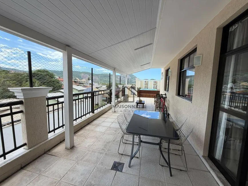 Apartamento com 4 quartos à venda, 222m2 em Piratininga, Niteroi - RJ - imagem 7 Foto 7 de Apartamento com 4 quartos à venda, 222m2 em Piratininga, Niteroi - RJ