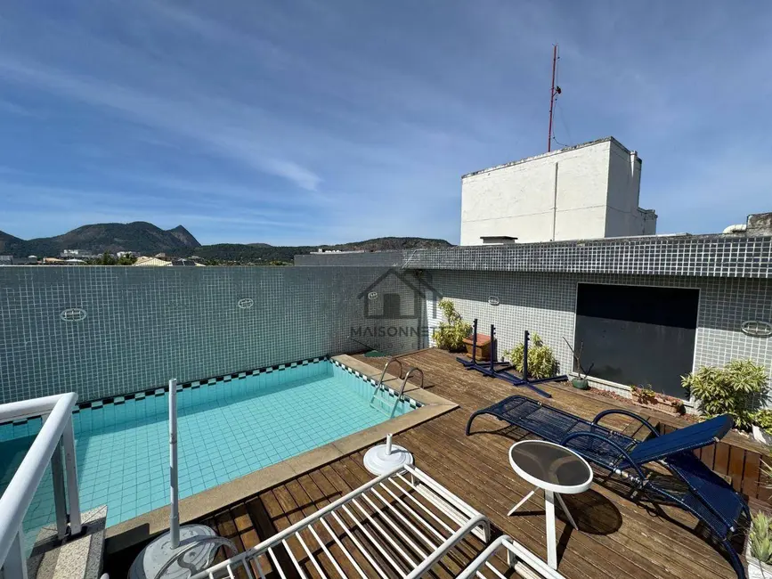 Cobertura com 3 quartos à venda, 250m2 em Camboinhas, Niteroi - RJ - imagem 5 Foto 5 de Cobertura com 3 quartos à venda, 250m2 em Camboinhas, Niteroi - RJ