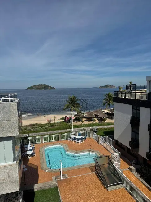 Cobertura com 3 quartos à venda, 250m2 em Camboinhas, Niteroi - RJ - imagem 3 Foto 3 de Cobertura com 3 quartos à venda, 250m2 em Camboinhas, Niteroi - RJ