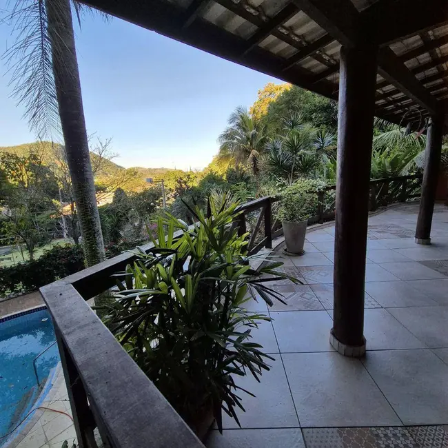 Foto 8 de Casa de Condomínio com 4 quartos à venda, 1000m2 em Marica - RJ