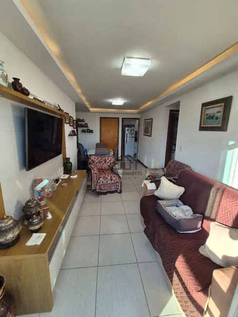 Foto 6 de Apartamento com 2 quartos à venda, 72m2 em Piratininga, Niteroi - RJ