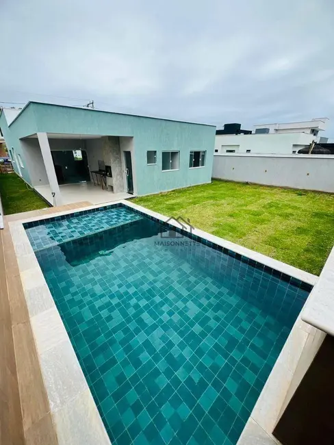 Foto 1 de Casa de Condomínio com 4 quartos à venda, 370m2 em Cajueiros (Itaipuaçu), Marica - RJ