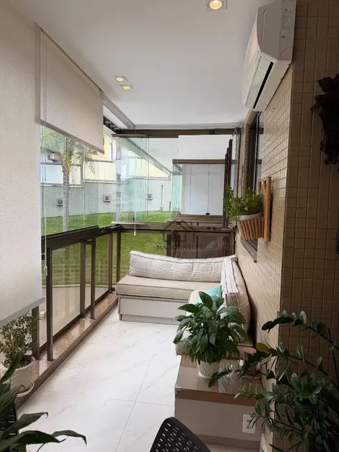 Foto 3 de Apartamento com 3 quartos à venda, 185m2 em Piratininga, Niteroi - RJ