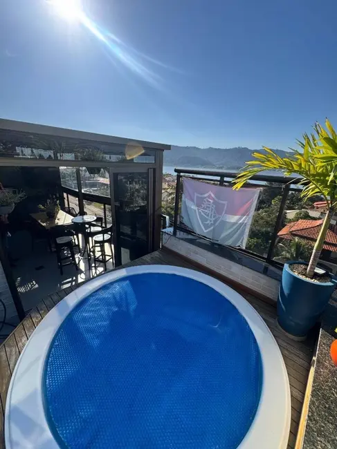 Foto 3 de Cobertura com 2 quartos à venda, 140m2 em Piratininga, Niteroi - RJ