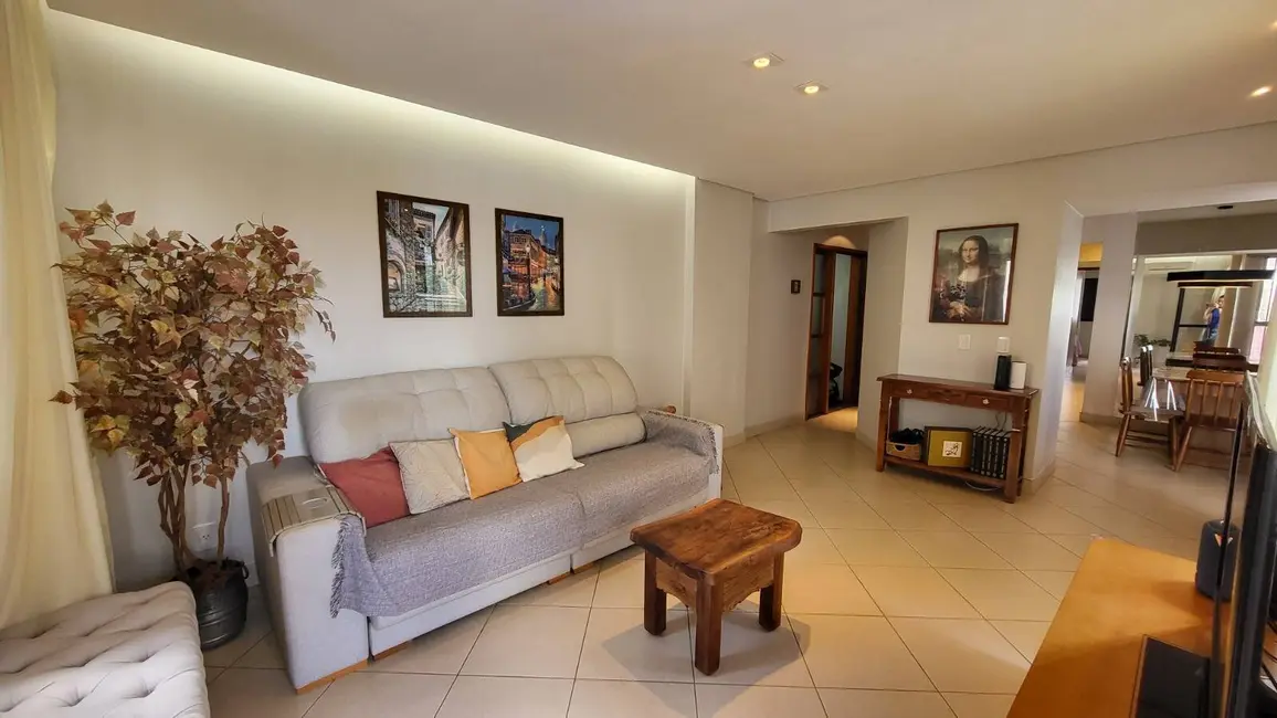 Apartamento com 3 quartos à venda, 113m2 em Setor Bueno, Goiania - GO - imagem 3 Foto 3 de Apartamento com 3 quartos à venda, 113m2 em Setor Bueno, Goiania - GO