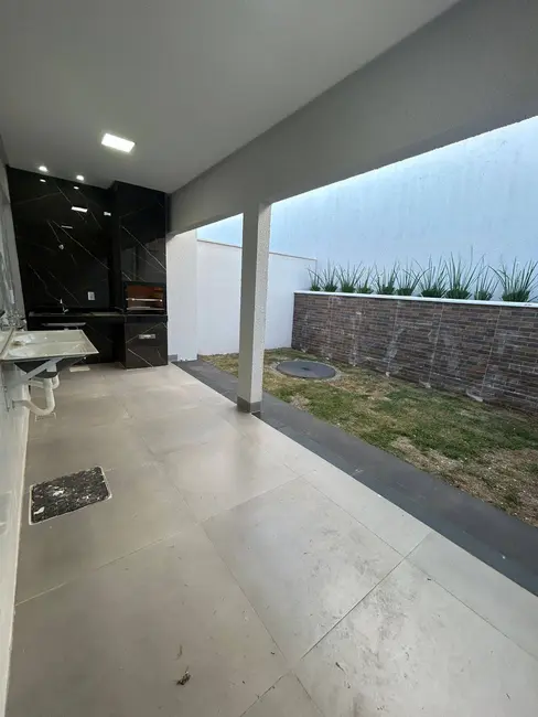 Foto 8 de Casa com 3 quartos à venda, 190m2 em Jardim Himalaia, Aparecida De Goiania - GO
