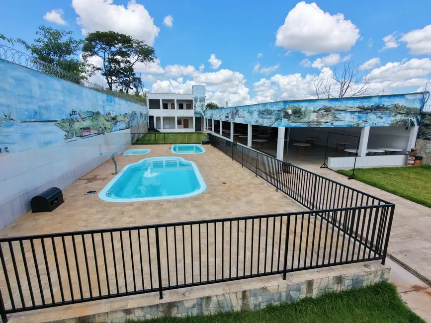 Foto 3 de Sobrado com 2 quartos à venda, 1000m2 em Residencial Petrópolis, Goiania - GO