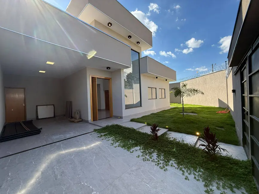Foto 1 de Casa com 3 quartos à venda, 218m2 em Jardim Helvécia, Aparecida De Goiania - GO
