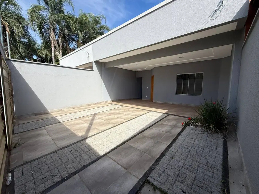 Casa com 3 quartos à venda, 210m2 em Jardim Atlântico, Goiania - GO - imagem 2 Foto 2 de Casa com 3 quartos à venda, 210m2 em Jardim Atlântico, Goiania - GO