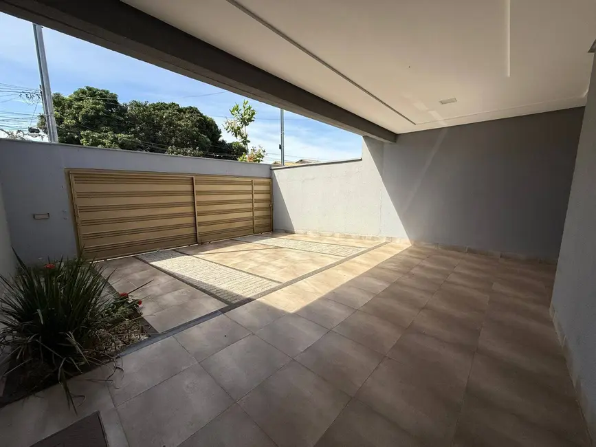 Casa com 3 quartos à venda, 210m2 em Jardim Atlântico, Goiania - GO - imagem 5 Foto 5 de Casa com 3 quartos à venda, 210m2 em Jardim Atlântico, Goiania - GO