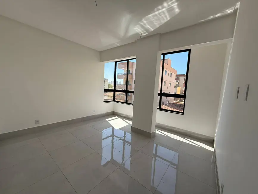 Foto 3 de Apartamento com 2 quartos à venda, 62m2 em Jardim América, Goiania - GO