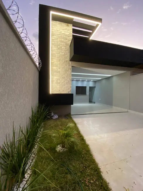 Casa com 3 quartos à venda, 181m2 em Jardim Europa, Goiania - GO - imagem 2 Foto 2 de Casa com 3 quartos à venda, 181m2 em Jardim Europa, Goiania - GO