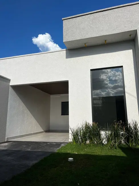 Foto 2 de Casa com 3 quartos à venda, 180m2 em Jardim Himalaia, Aparecida De Goiania - GO