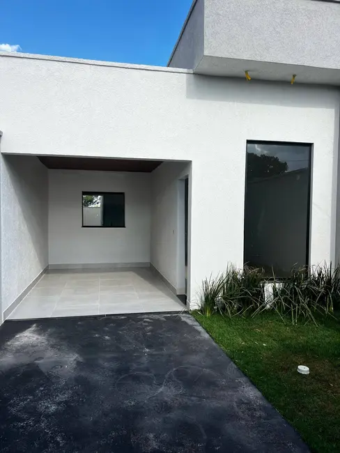 Foto 3 de Casa com 3 quartos à venda, 180m2 em Jardim Himalaia, Aparecida De Goiania - GO