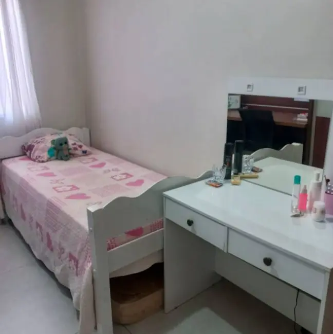Casa com 3 quartos à venda, 236m2 em Vila Rosa, Goiania - GO - imagem 7 Foto 7 de Casa com 3 quartos à venda, 236m2 em Vila Rosa, Goiania - GO
