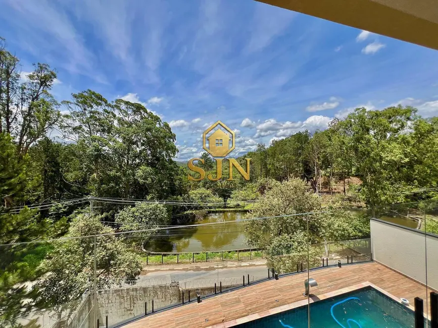Casa com 3 quartos à venda, 300m2 em Suru, Santana De Parnaiba - SP - imagem 6 Foto 6 de Casa com 3 quartos à venda, 300m2 em Suru, Santana De Parnaiba - SP
