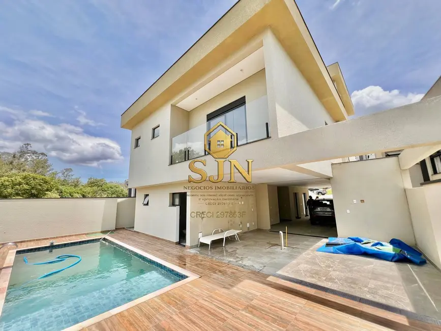 Casa com 3 quartos à venda, 300m2 em Suru, Santana De Parnaiba - SP - imagem 2 Foto 2 de Casa com 3 quartos à venda, 300m2 em Suru, Santana De Parnaiba - SP