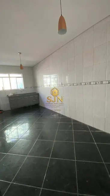 Casa com 2 quartos para alugar, 120m2 em Centro, Santana De Parnaiba - SP - imagem 2 Foto 2 de Casa com 2 quartos para alugar, 120m2 em Centro, Santana De Parnaiba - SP