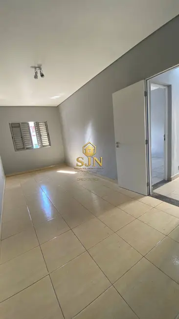 Casa com 2 quartos para alugar, 120m2 em Centro, Santana De Parnaiba - SP - imagem 1 Foto 1 de Casa com 2 quartos para alugar, 120m2 em Centro, Santana De Parnaiba - SP