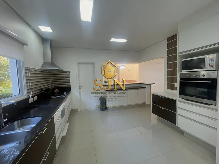 Casa com 4 quartos à venda, 521m2 em Tarumã, Santana De Parnaiba - SP - imagem 8 Foto 8 de Casa com 4 quartos à venda, 521m2 em Tarumã, Santana De Parnaiba - SP