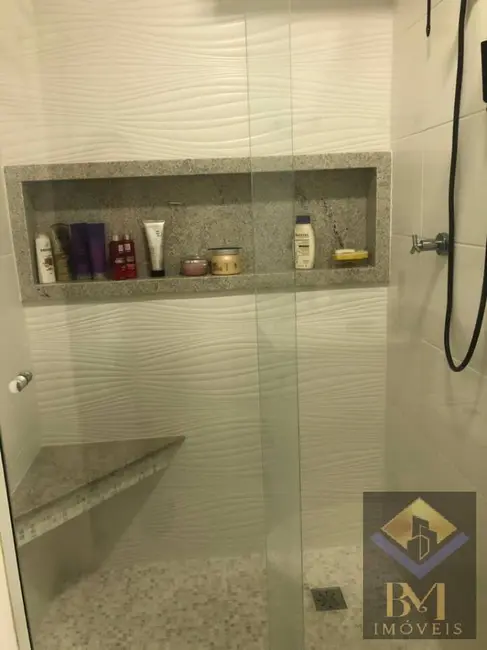 Apartamento com 2 quartos à venda, 80m2 em Gonzaga, Santos - SP - imagem 9 Foto 9 de Apartamento com 2 quartos à venda, 80m2 em Gonzaga, Santos - SP