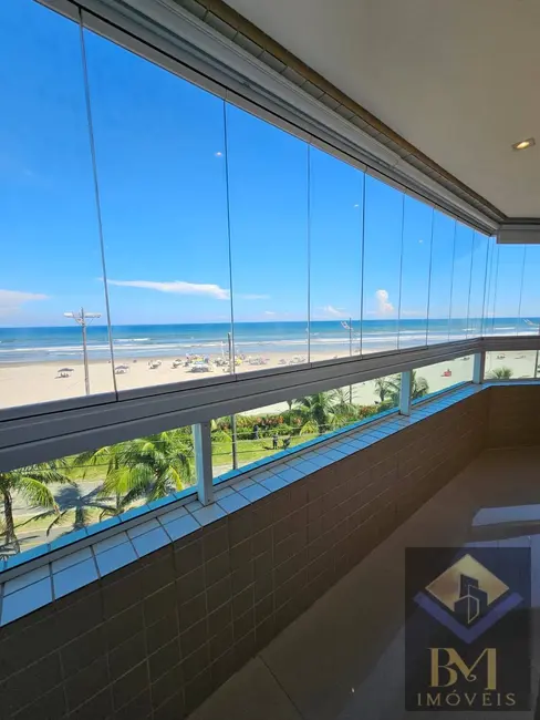 Apartamento com 3 quartos à venda, 112m2 em Maracanã, Praia Grande - SP - imagem 1 Foto 1 de Apartamento com 3 quartos à venda, 112m2 em Maracanã, Praia Grande - SP