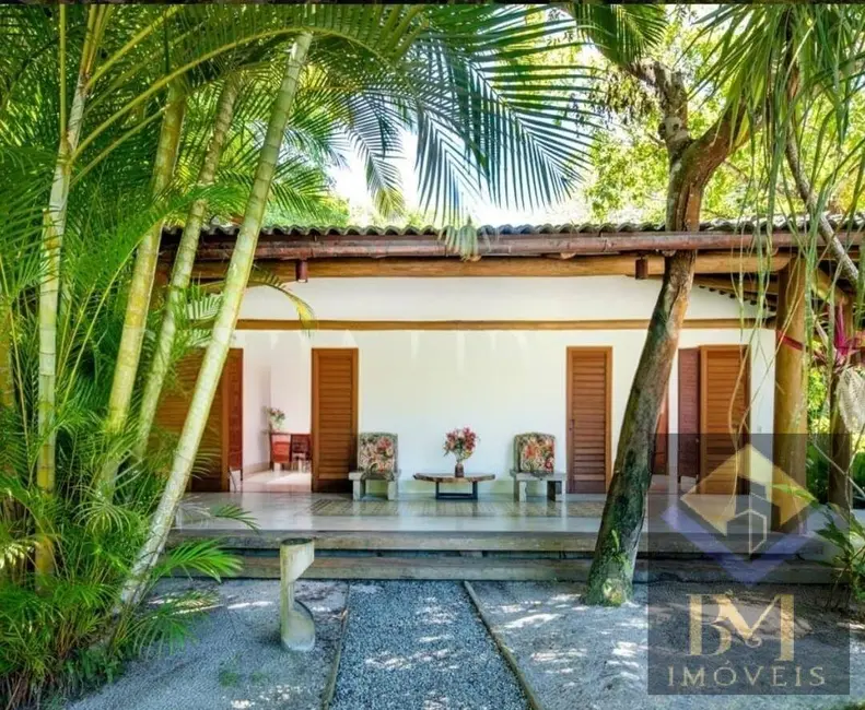 Foto 5 de Casa com 8 quartos à venda, 1000m2 em Porto Seguro - BA