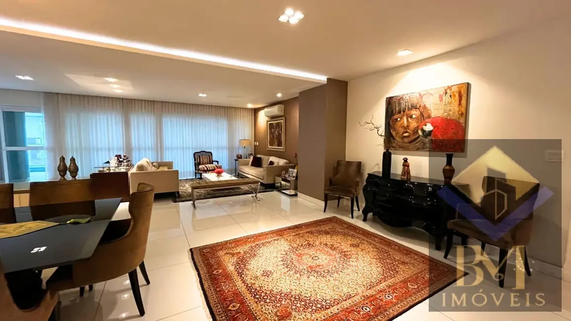 Apartamento com 4 quartos à venda, 239m2 em Gonzaga, Santos - SP - imagem 3 Foto 3 de Apartamento com 4 quartos à venda, 239m2 em Gonzaga, Santos - SP