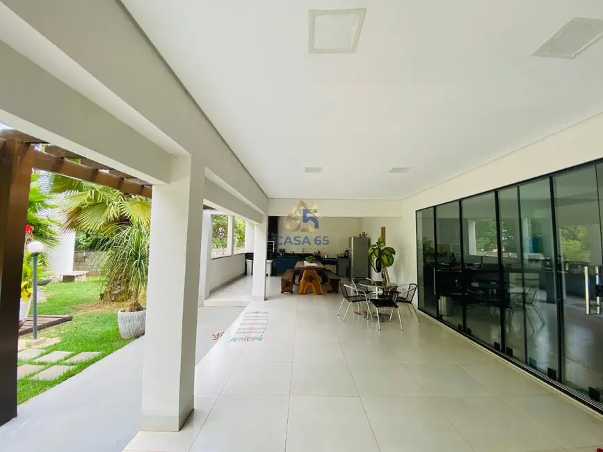 Casa de Condomínio com 5 quartos à venda, 490m2 em Jardim Vitória, Cuiaba - MT - imagem 5 Foto 5 de Casa de Condomínio com 5 quartos à venda, 490m2 em Jardim Vitória, Cuiaba - MT