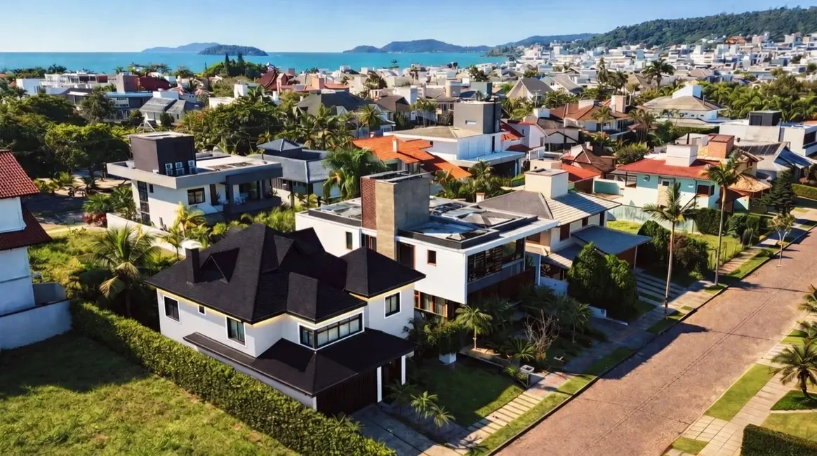 Foto 1 de Casa com 3 quartos à venda, 350m2 em Jurerê Internacional, Florianopolis - SC