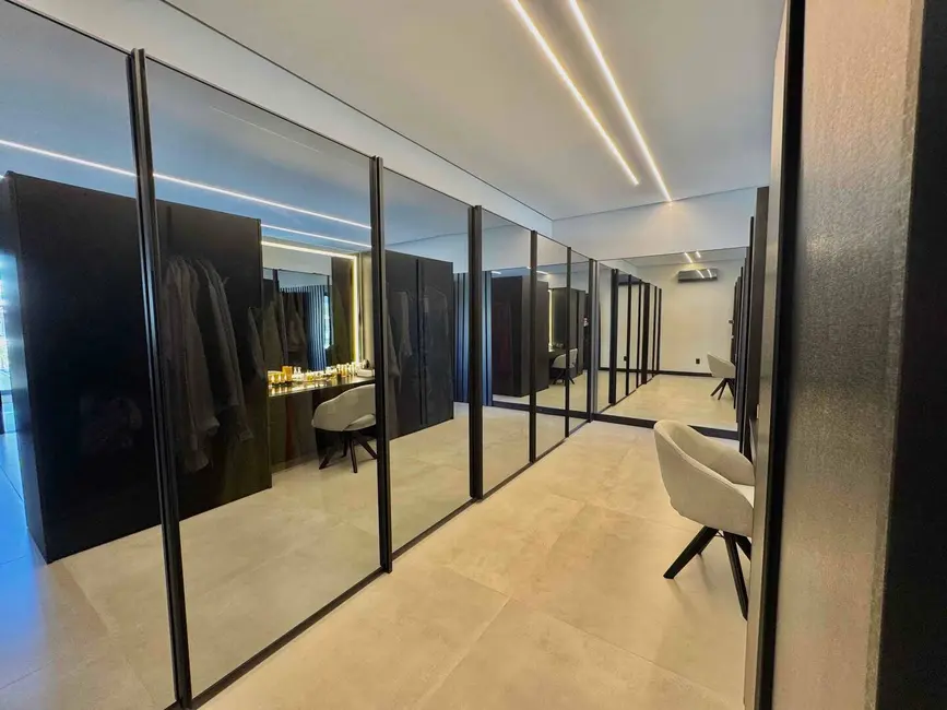 Foto 8 de Casa com 5 quartos à venda e para alugar, 646m2 em Jurerê Internacional, Florianopolis - SC