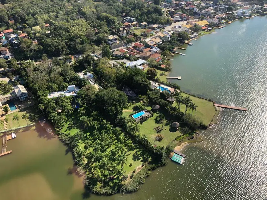 Casa com 5 quartos à venda, 6100m2 em Lagoa da Conceição, Florianopolis - SC - imagem 2 Foto 2 de Casa com 5 quartos à venda, 6100m2 em Lagoa da Conceição, Florianopolis - SC