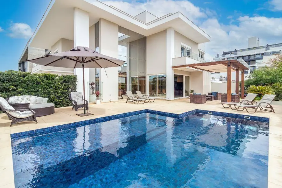 Casa com 5 quartos à venda, 500m2 em Jurerê Internacional, Florianopolis - SC - imagem 1 Foto 1 de Casa com 5 quartos à venda, 500m2 em Jurerê Internacional, Florianopolis - SC