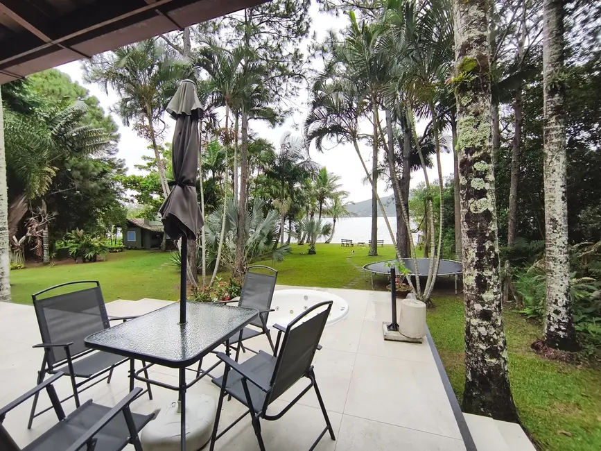 Foto 2 de Casa com 4 quartos à venda, 350m2 em Lagoa da Conceição, Florianopolis - SC