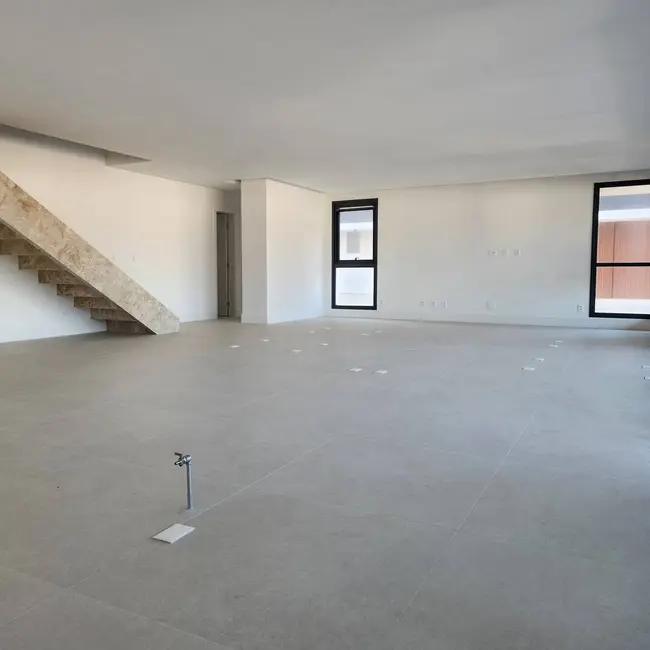 Apartamento com 4 quartos à venda, 235m2 em Jurerê, Florianopolis - SC - imagem 6 Foto 6 de Apartamento com 4 quartos à venda, 235m2 em Jurerê, Florianopolis - SC