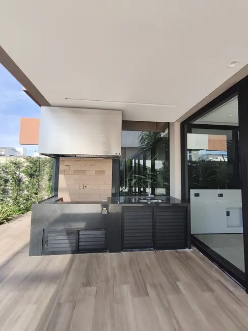 Casa com 5 quartos à venda, 727m2 em Jurerê Internacional, Florianopolis - SC - imagem 4 Foto 4 de Casa com 5 quartos à venda, 727m2 em Jurerê Internacional, Florianopolis - SC