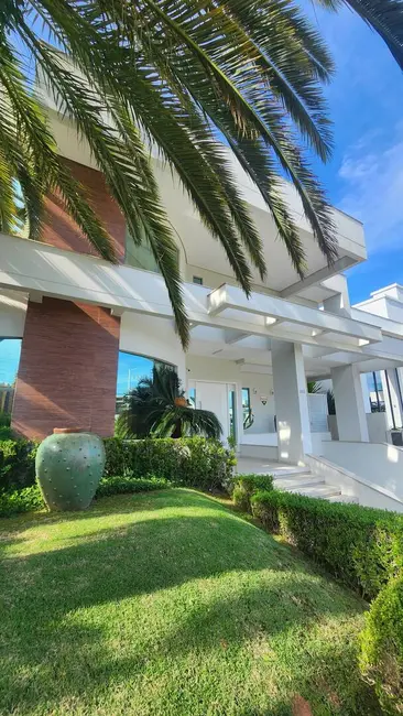 Casa com 5 quartos à venda, 600m2 em Jurerê Internacional, Florianopolis - SC - imagem 3 Foto 3 de Casa com 5 quartos à venda, 600m2 em Jurerê Internacional, Florianopolis - SC