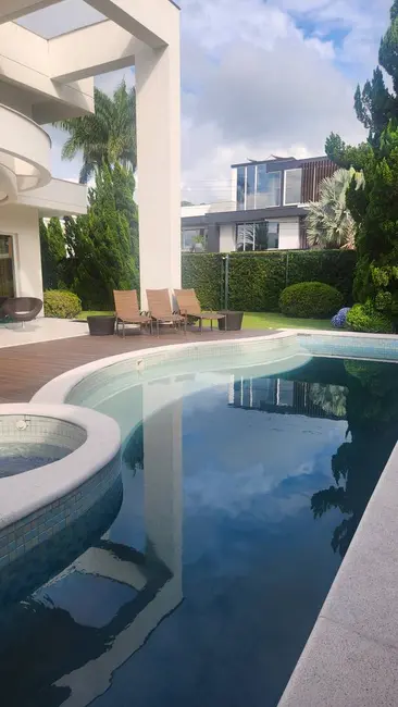 Casa com 5 quartos à venda, 600m2 em Jurerê Internacional, Florianopolis - SC - imagem 1 Foto 1 de Casa com 5 quartos à venda, 600m2 em Jurerê Internacional, Florianopolis - SC