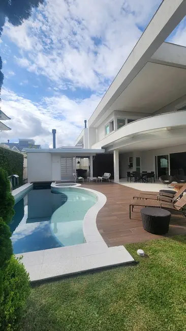 Casa com 5 quartos à venda, 600m2 em Jurerê Internacional, Florianopolis - SC - imagem 9 Foto 9 de Casa com 5 quartos à venda, 600m2 em Jurerê Internacional, Florianopolis - SC