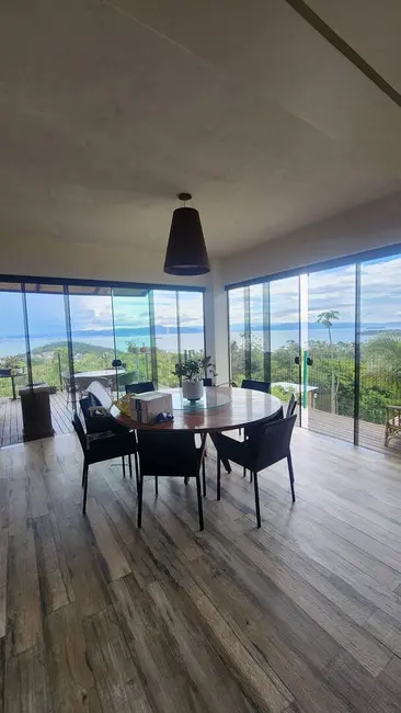 Casa com 3 quartos à venda, 643m2 em João Paulo, Florianopolis - SC - imagem 1 Foto 1 de Casa com 3 quartos à venda, 643m2 em João Paulo, Florianopolis - SC