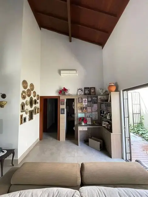Casa com 3 quartos à venda em Jurerê Internacional, Florianopolis - SC - imagem 4 Foto 4 de Casa com 3 quartos à venda em Jurerê Internacional, Florianopolis - SC