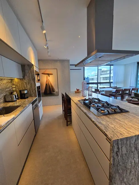 Foto 2 de Apartamento com 4 quartos à venda, 160m2 em Jurerê, Florianopolis - SC